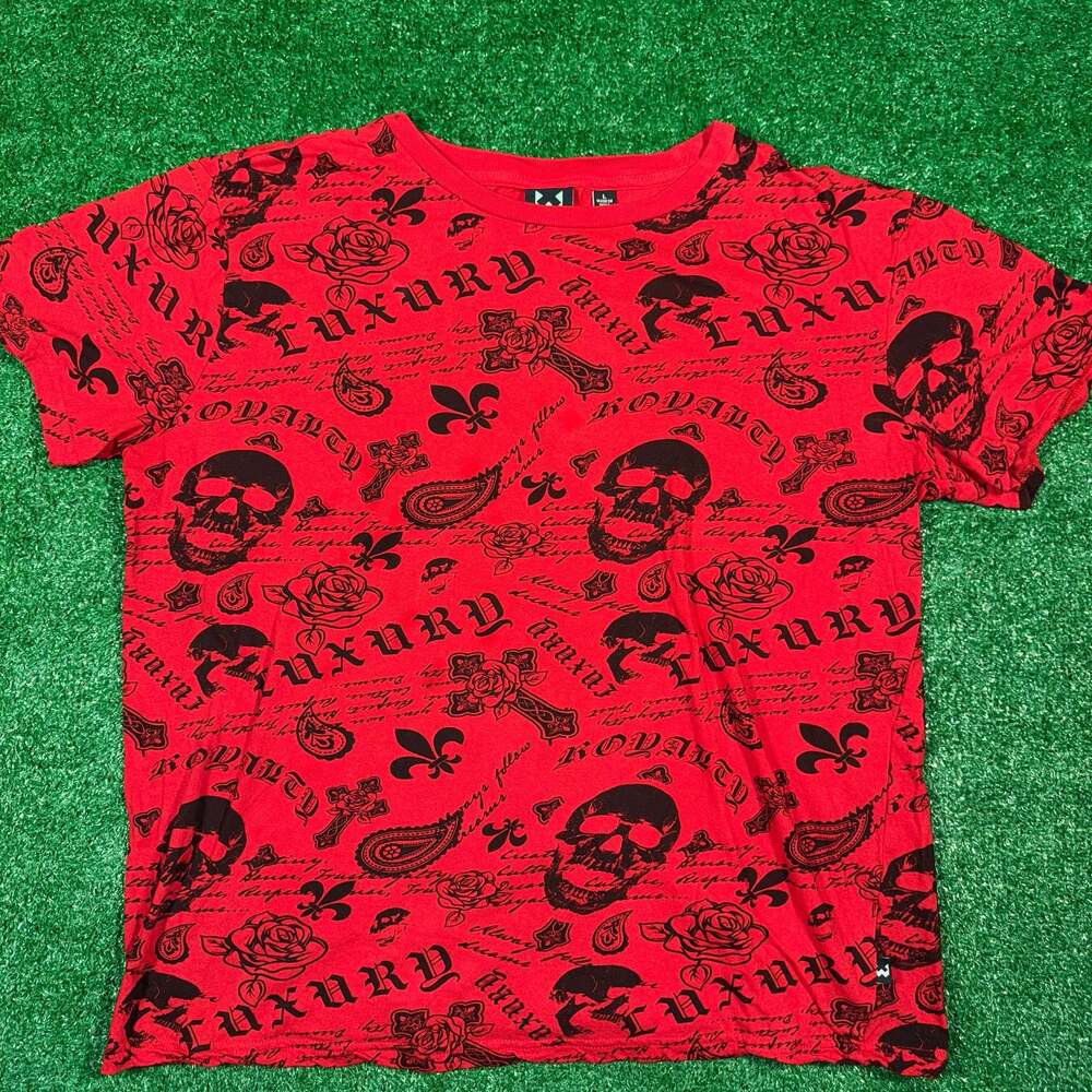 WXYZ MFG CO Men's Red All-Over Graphic Print T-Shirt with Skulls and Roses